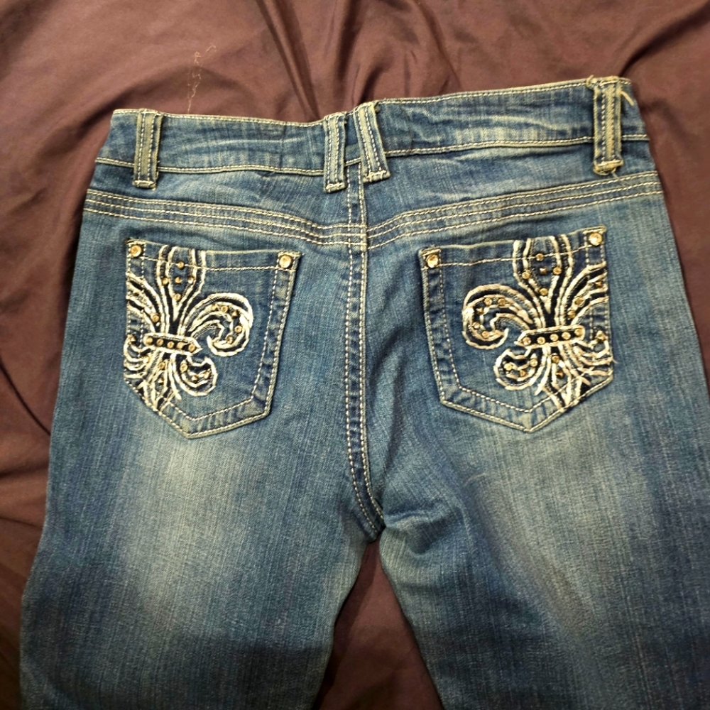 2b bebe jeans with rhinestones size 30
